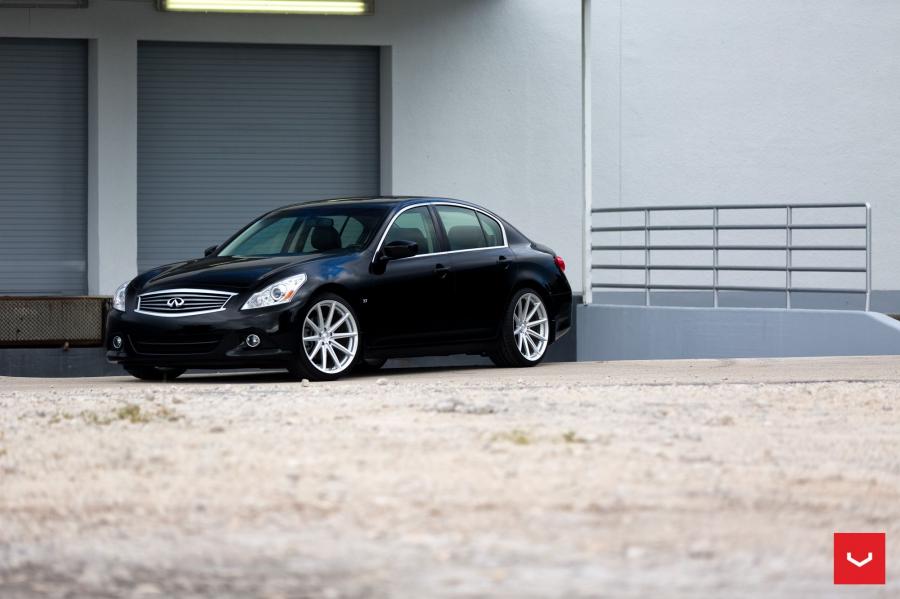  Infiniti G37 on Vossen Wheels (VFS10) 2017 года  (фото 17 из 38)